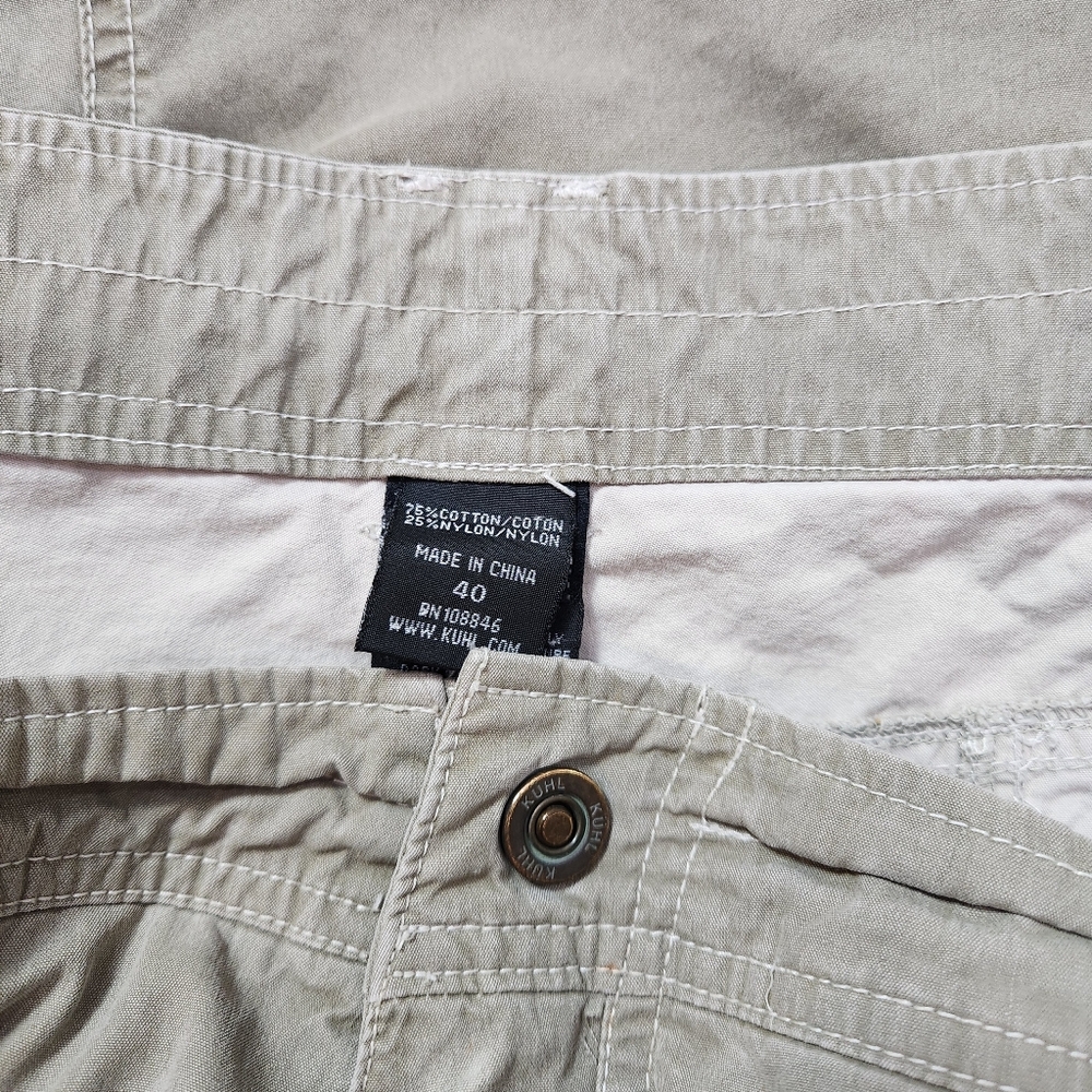 Unleash Your Adventure with KÜHL Ambush Cargo Shorts! Size 40 - Picture 12 of 13